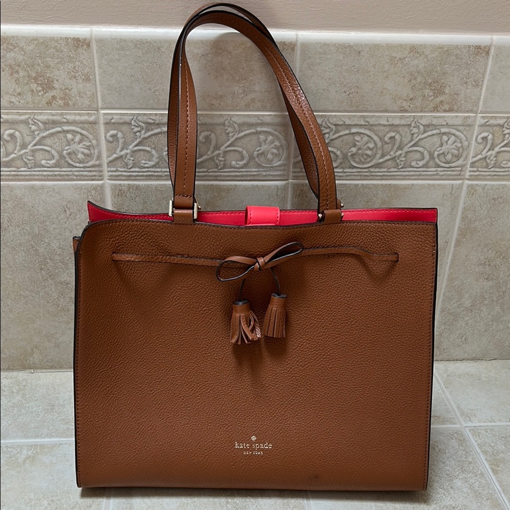 KATE SPADE Large Hayes Street Brown Leather Tote with Polished Hardware